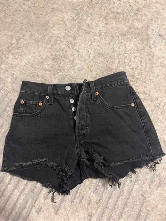 Levi’s Women’s 501 Original Shorts - Black