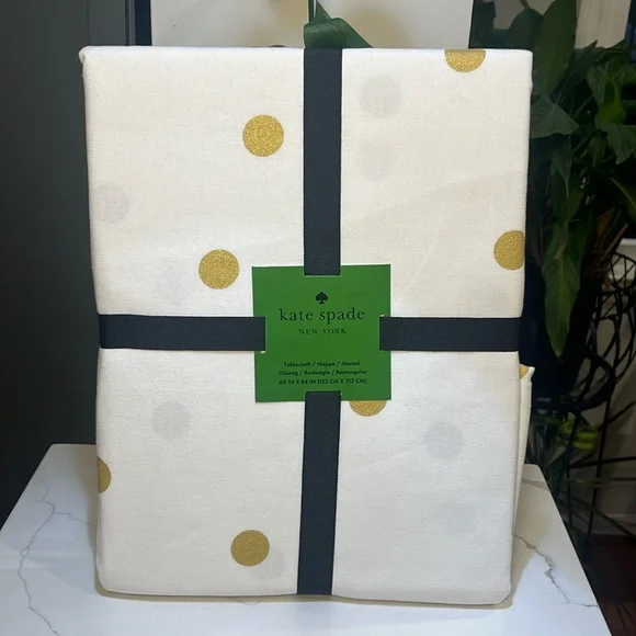 Kate Spade GOLD DOTS Tablecloth 60”x84” White w/ Gold Dots 100% Cotton NWT