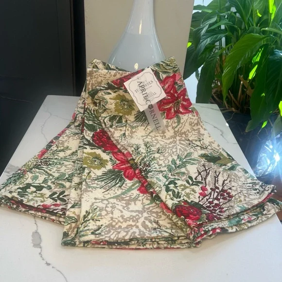 April Cornell Merry Antique Tea Towels Red Green Floral Set/3 Tea Cotton NWT
