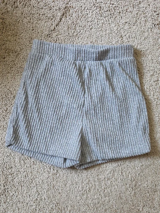 Brushed Ribbed High-Waist Knit Shorts in Light Gray
