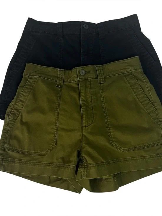Old Navy Women’s Casual Shorts Sz Medium Lot/2 Green/Black Pockets Back Elastic