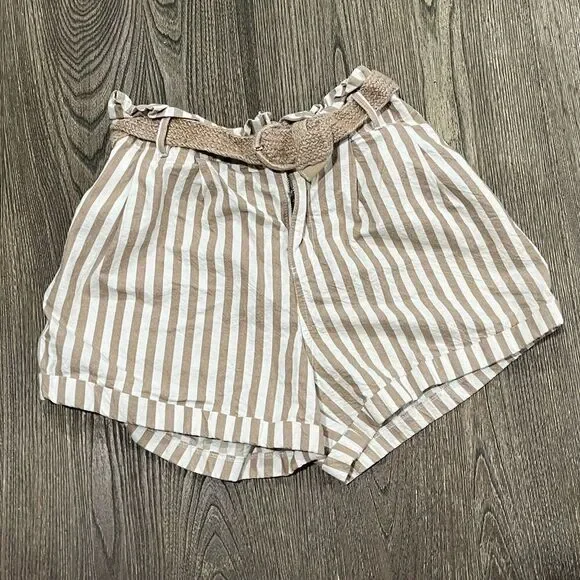 Altar'd State Striped High Rise Belted Shorts Relaxed Fit Khaki White Large