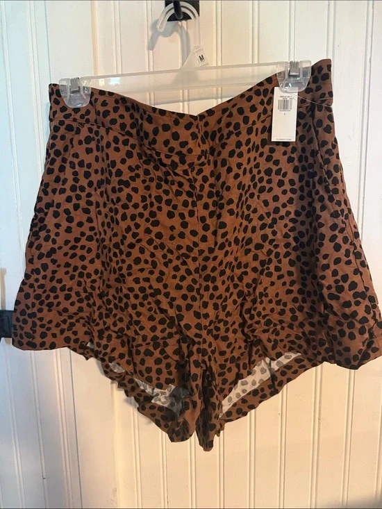 Old Navy Brown Leopard Print High-Waist Ruffle Hem Shorts