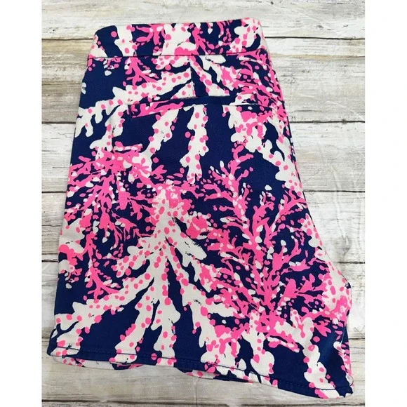 Lilly‎ Pulitzer Hazellle stretch Shorts Navy Pink Coral Reef Size 00 Side Zip