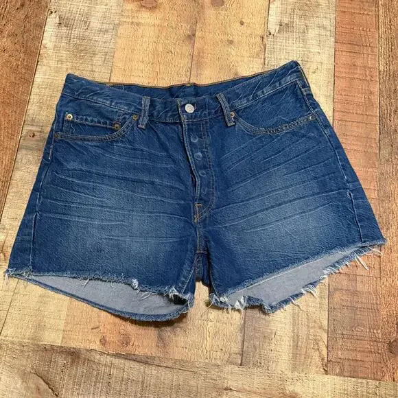 Levi's 501 Women's Dark Denim 100% Cotton Button Fly Shorts Sz 31 Festival Boho