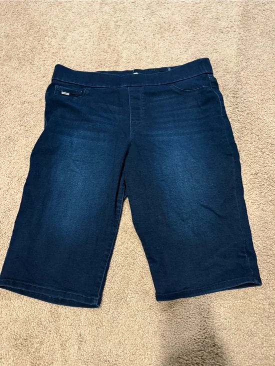 Women’s Dark Blue Jean shorts