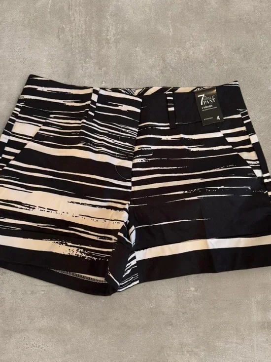 New York & Company Black and White High Waist Women’s Shorts