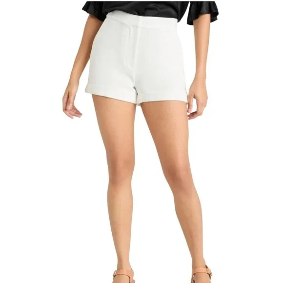 Cinq A Sept Crepe Elaine Ivory Cuffed Shorts‎ Mid Rise Size 6