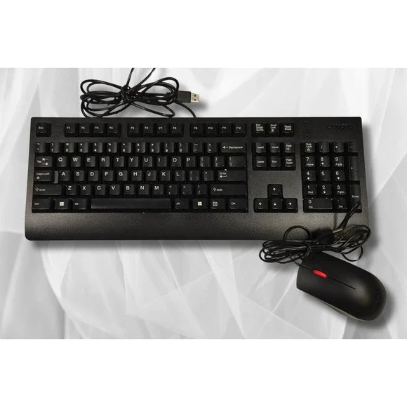Lenovo Essential USB Wired Keyboard Mod. 8827 and Mouse Combo