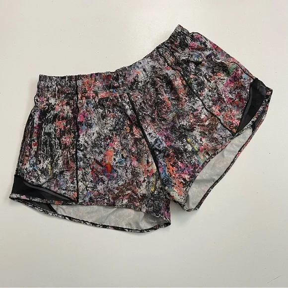 Lululemon Hottie Hot Short Reflectors Built In Liner Mesh Vitalize Multi 12 Tall