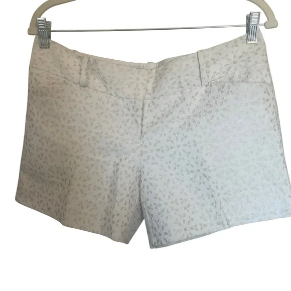 The Limited Womens Y2K‎ Preppy Eyelet Lace Floral Textured Dressy Shorts Size 6