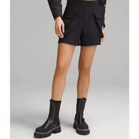 Lululemon Relaxed-Fit Super-High-Rise Cargo Short 4