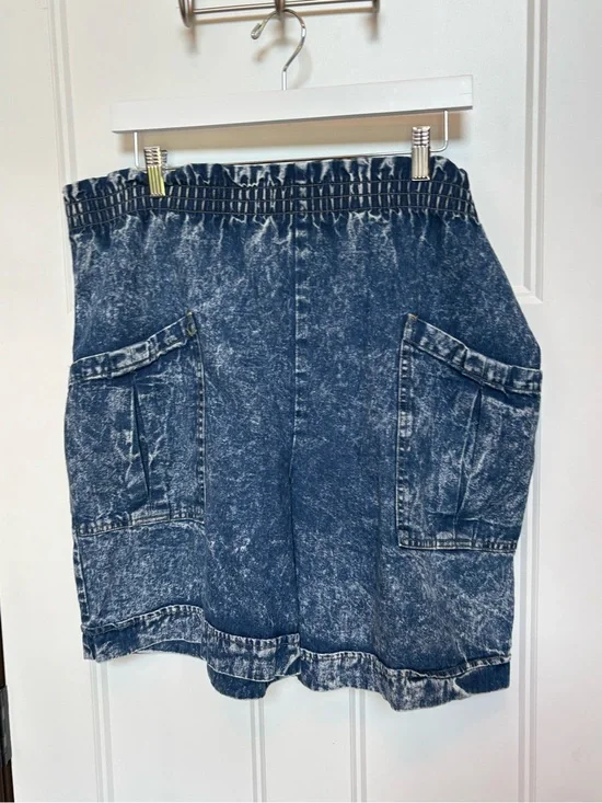 Vintage High-Rise Cherokee Dark Acid Wash Denim Shorts Elastic Waist sz Large