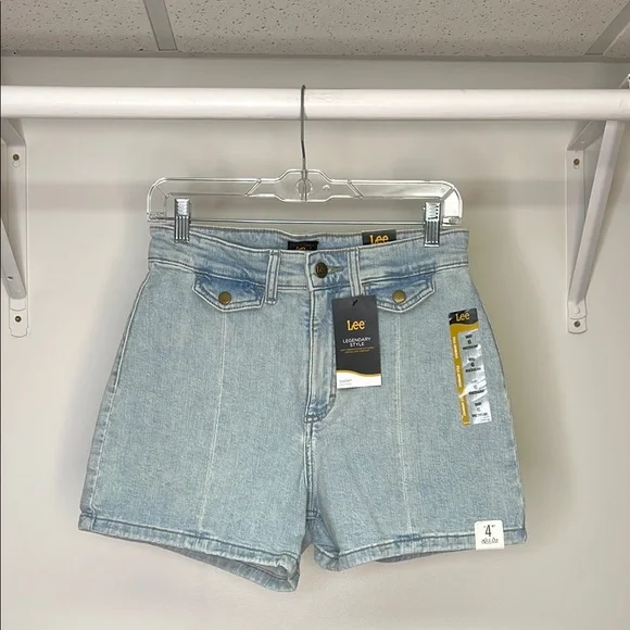 NWT‎ Lee Light Blue Stretchy Denim Shorts- 6