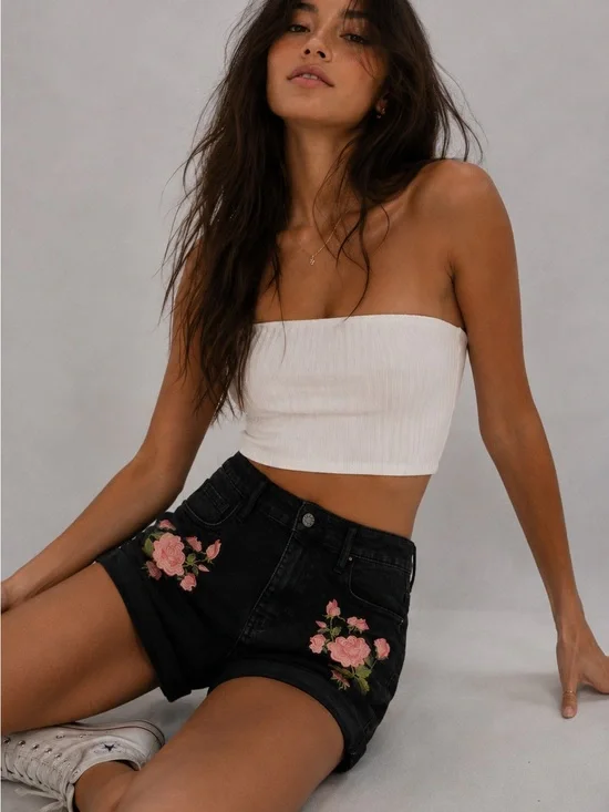 Guess Black Denim Shorts Pink Floral Embroidered Mid Rise Cuffed Size 25