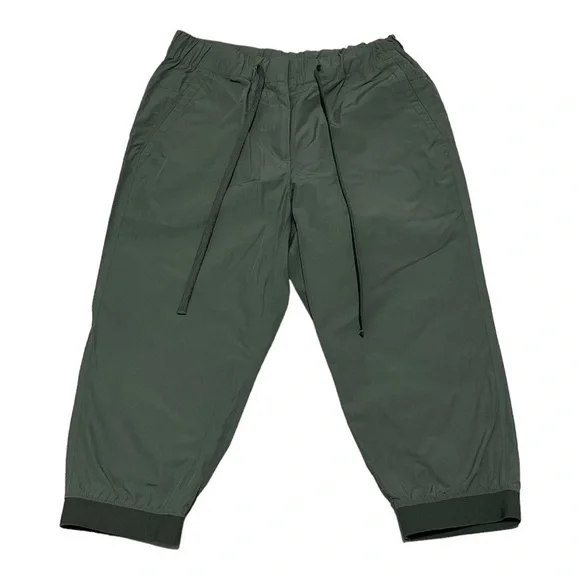 Theory 38 Army Green Sport‎ Bermudas Size 00
