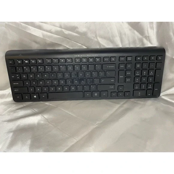 Hewlett Packard HP SK-2061 Wireless Keyboard Black Slim -No Receiver- Parts Only