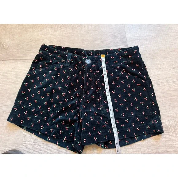 Navy cherry‎ velvet women's medium shorts