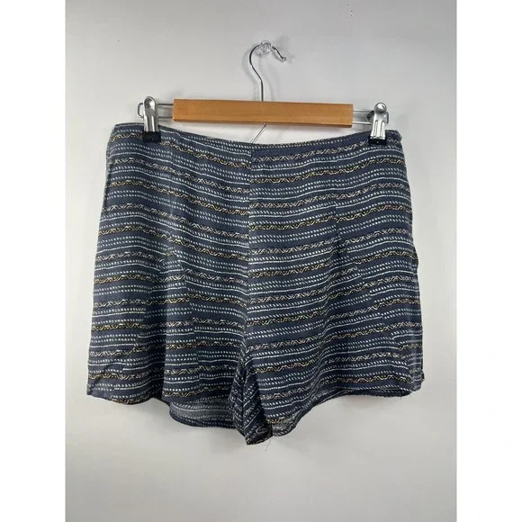 Honey Belle Shorts Junior's Size Large Gray Blue‎ White Multi Lined NWT