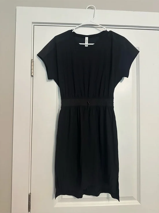 Lululemon Black Dress with Elastic Waist