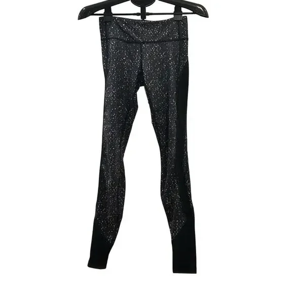 Lululemon Women's size 4 Black Speckled Leggings with Mesh Cut Outs