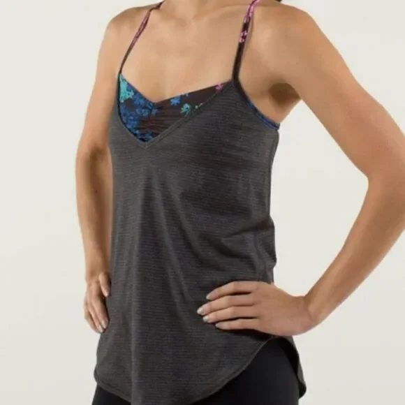 EUC Lululemon Roll Out Tank in Heathered Black / Petal Pop 2
