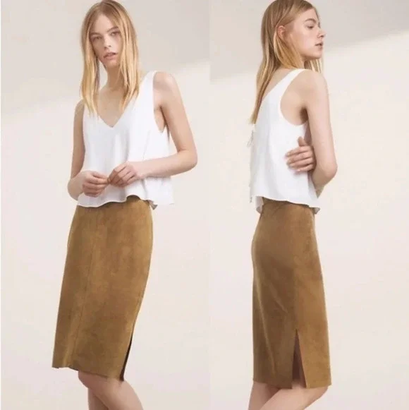 Wilfred Free Aritzia • Vegan Suede Lis Skirt