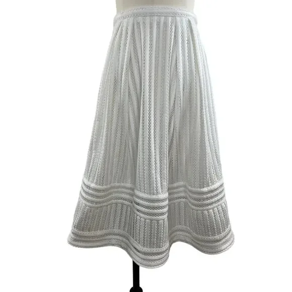 H&M White A-Line Laser Cut Knee Length Women's Skirt Size 2 NEW