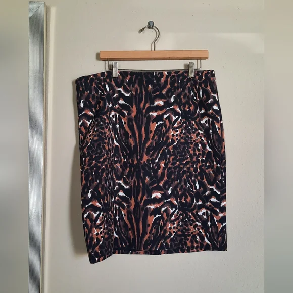 Talbots Animal Print Mini Skirt Cheetah Leopard Tiger Chic Capsule