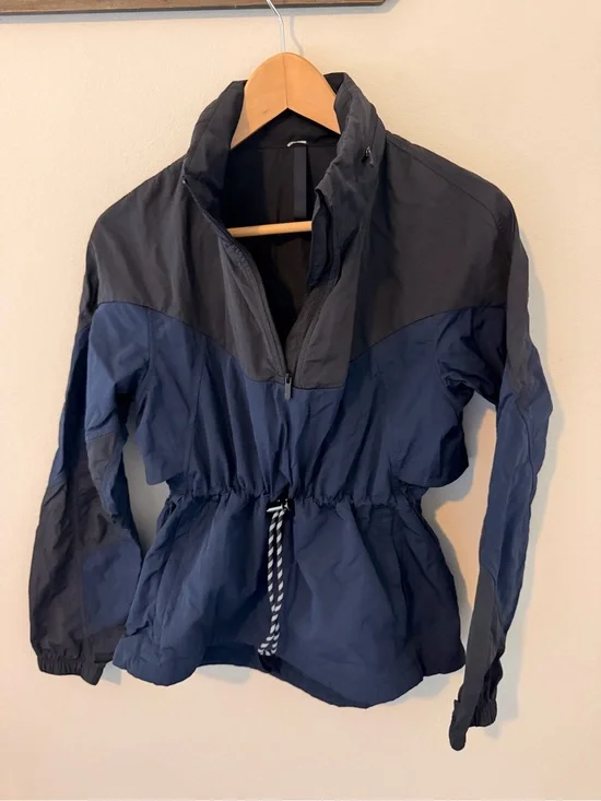 Lululemon Evergreen Anorak Windbreaker