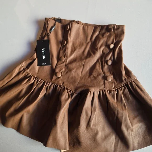 Venti6 Italy Tan Brown Faux Leather Ruffle Mini Skirt G3011 Small NWT