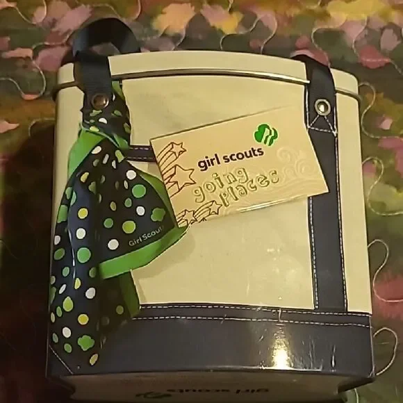 Girl Scout Tin