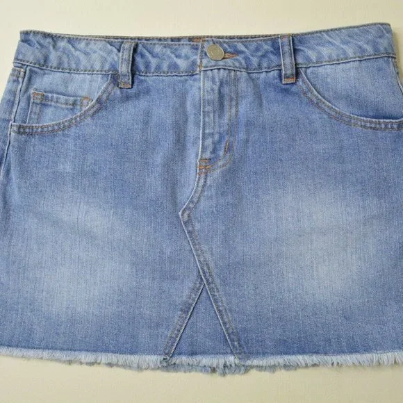 REFUGE Size 6‎ Womens RAW Hem LIGHT Wash Denim BLUE JEAN Short Skirt Miniskirt