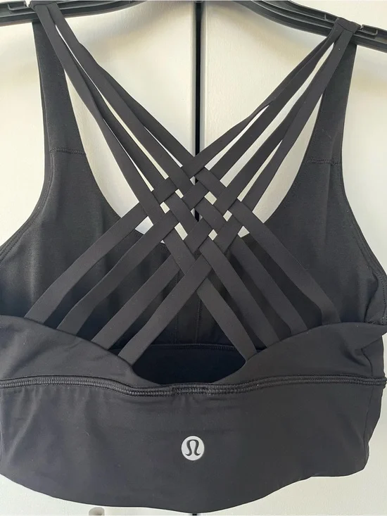 lululemon athletica Women's Black Energy Strappy Sports Bra- Size 6