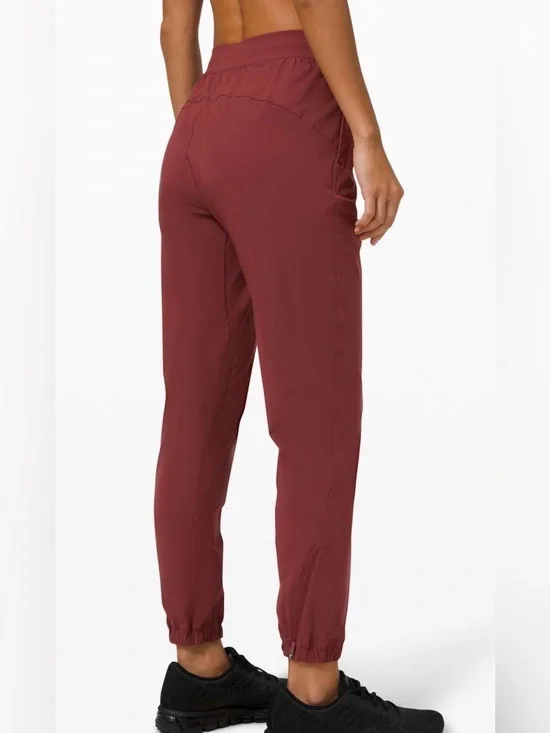 Lululemon adapted state joggers