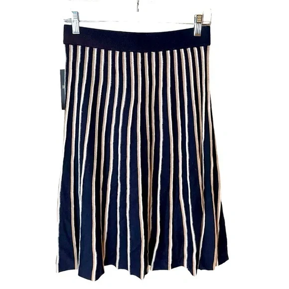 Pure Collection Knitted Navy Blue White and Golden Stripe Skirt NWT Size Small‎