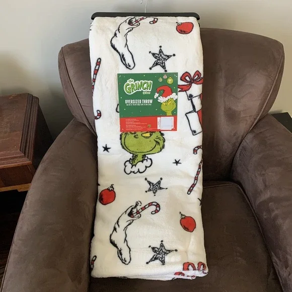 Dr. Seuss The Grinch Christmas Holiday Oversized Plush Throw Blanket 60