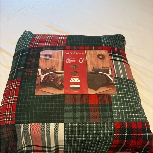 Holiday Patchwork Throw - Red and Green