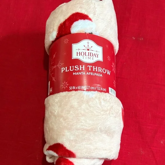 NWT SANTA HOLIDAY PLUSH THROW