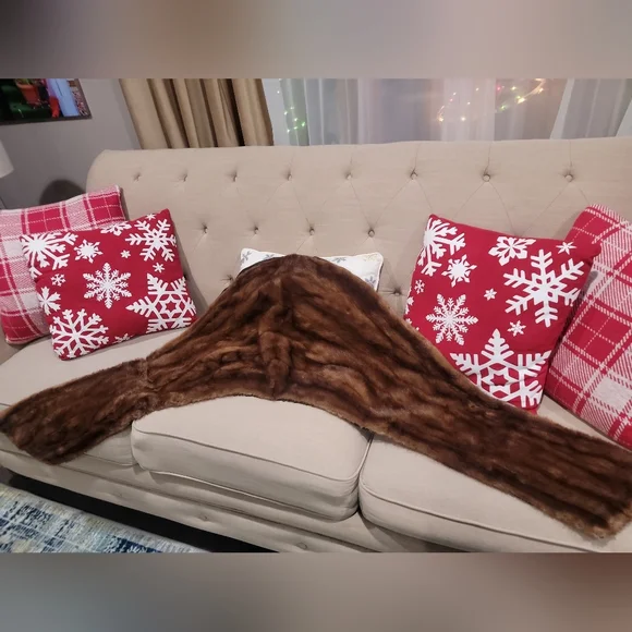 Luxurious Brown  Fur Throw Blanket/Scarf