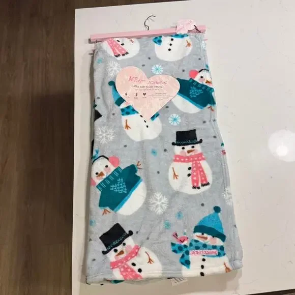 Betsey johnson christmas throw blanket