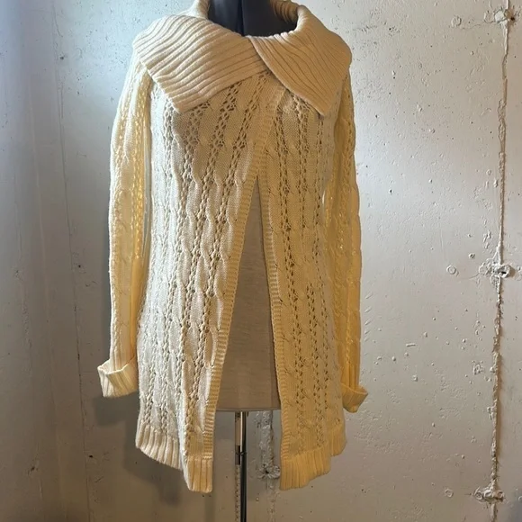 The Limited open front vanilla sweater cuff sleeves Anita wool acrylic small