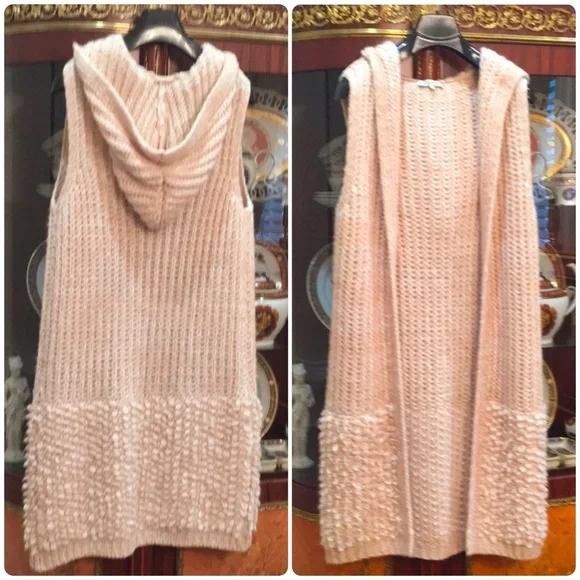 Cocogio Made in Italy Hooded Wool Blend long sleeveless cardigan sz.M