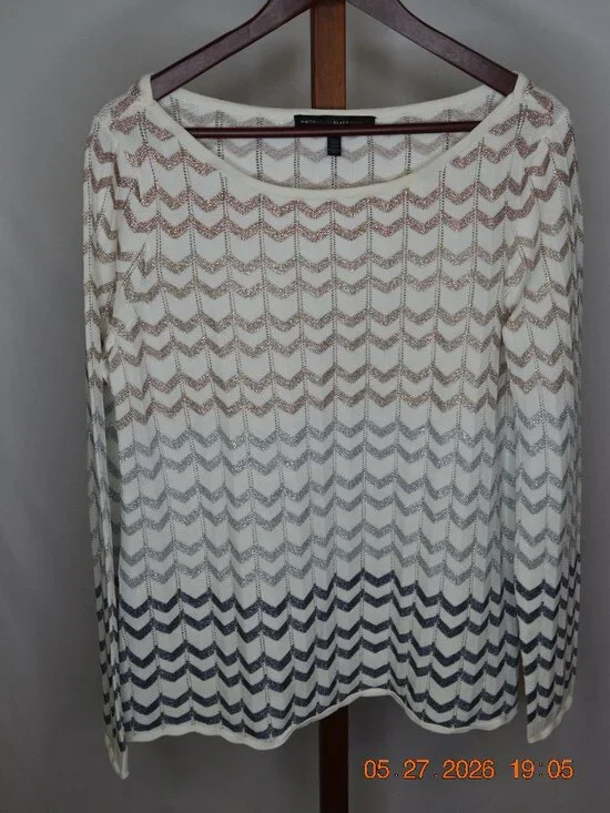 White House Black Market Women’s Large White Knit Chevron Gold Detail Blouse