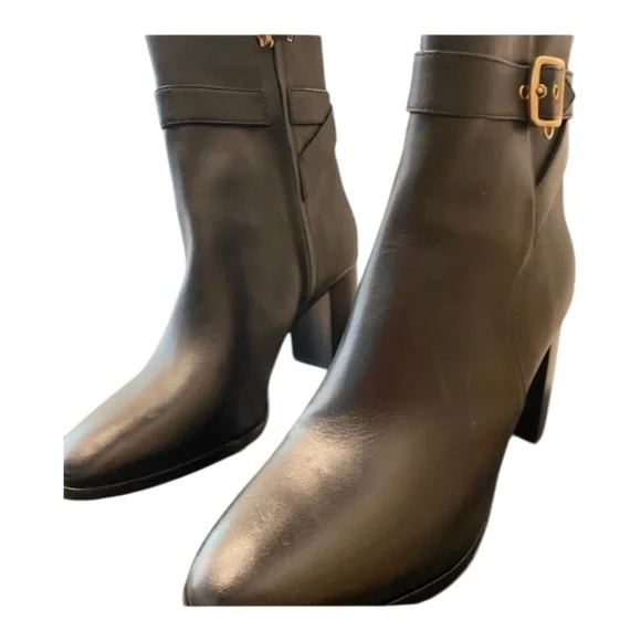 Coach Women’s Olivia Leather Black Ankle Boots New Size 9 *missing charms