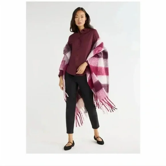 Plaid Pink and White Fringe Shawl
