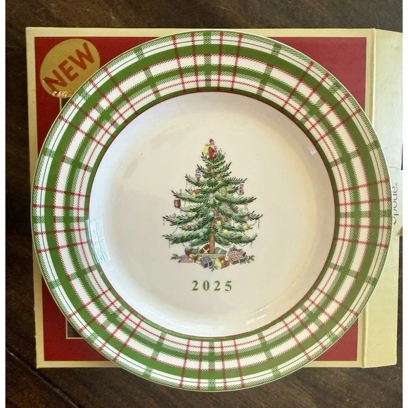 Annual 2025 Collector Plate - Red & Green Plaid Border, 8 Inch Tartan Tree