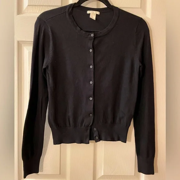 H&M Basic Crew Neck Cardigan Sweater Knit Long Sleeve Classic Black