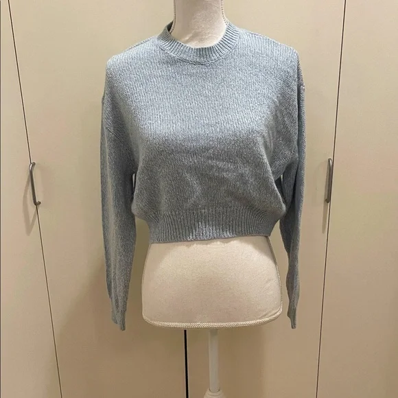 H&M Baby blue long sleeve sweater size XS #110