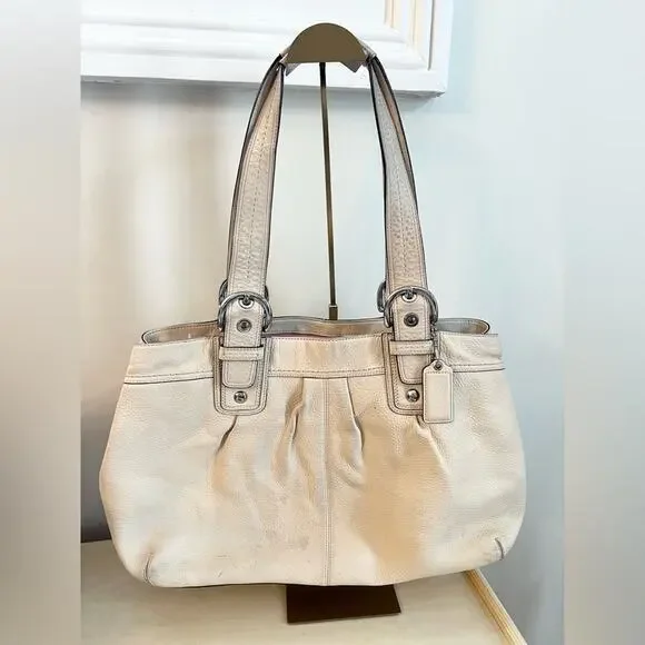 COACH vintage Soho Leather Pleated Tote cream leather bag school office